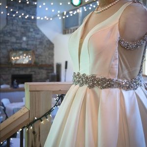 Calla Blanche wedding Dress